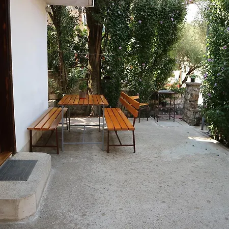 Apartman Mond Апартаменти